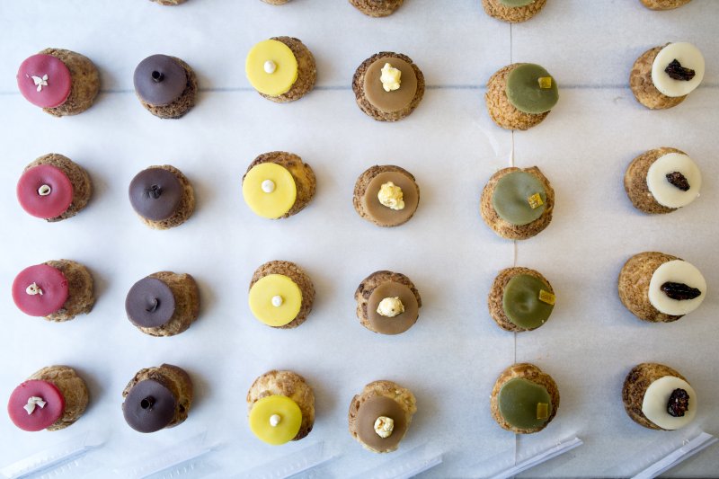 Burner-caprices_Harkin01