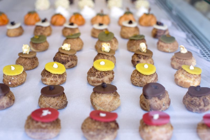 Burner-caprices_Harkin02