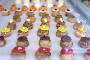 Burner-caprices_Harkin02