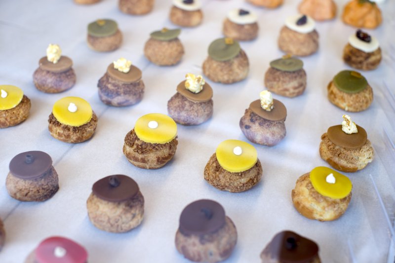 Burner-caprices_Harkin03