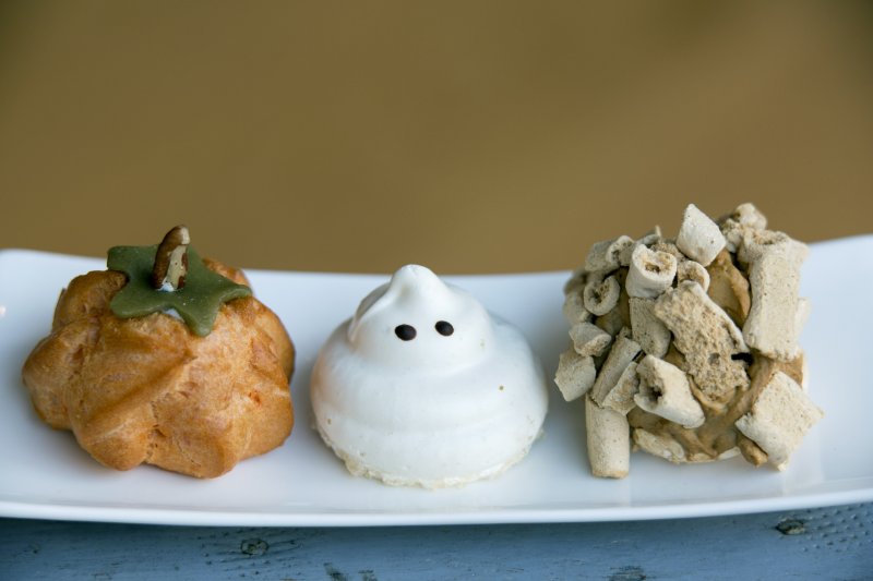 Burner-caprices_Harkin06