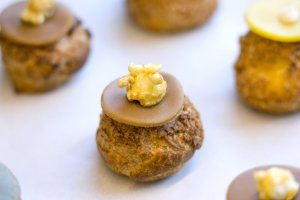 Burner-caprices_Harkin08