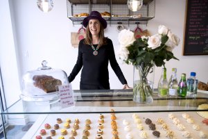 Burner-caprices_Harkin15