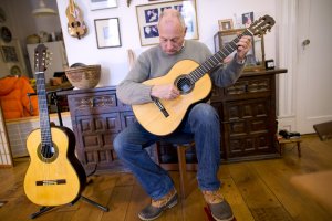 GUITAR_Harkin02