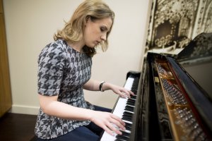 ct-ent-0107-jessie-mueller-carole-king03