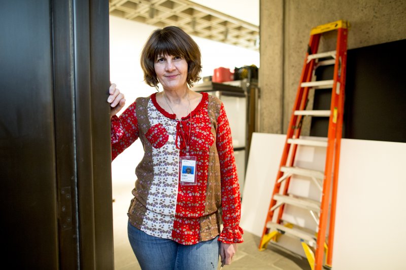 ct-ent-0306-michelle-grabner02