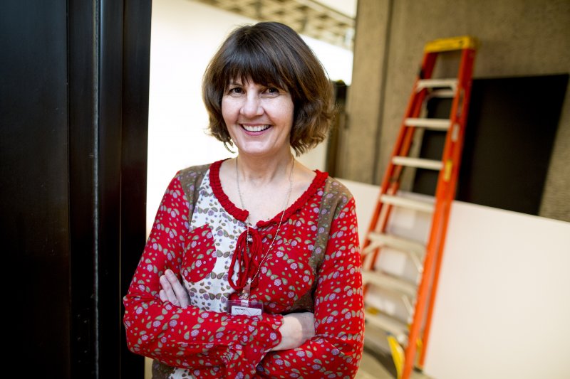 ct-ent-0306-michelle-grabner03