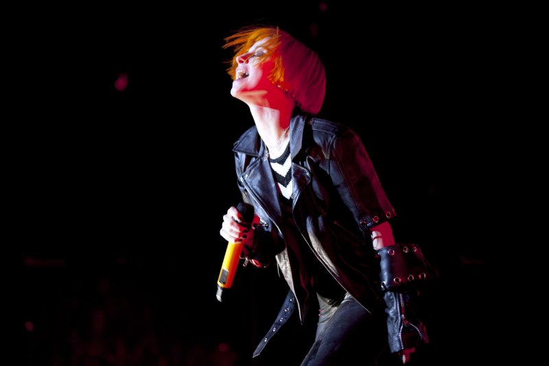 PARAMORE_Harkin09