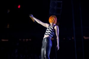 PARAMORE_Harkin12